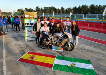 El equipo EPSJaén UJATeam participó en Moto Engineering Italy, celebrado en el circuito de Imola